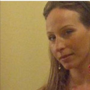 Meet your Posher, Roxanne